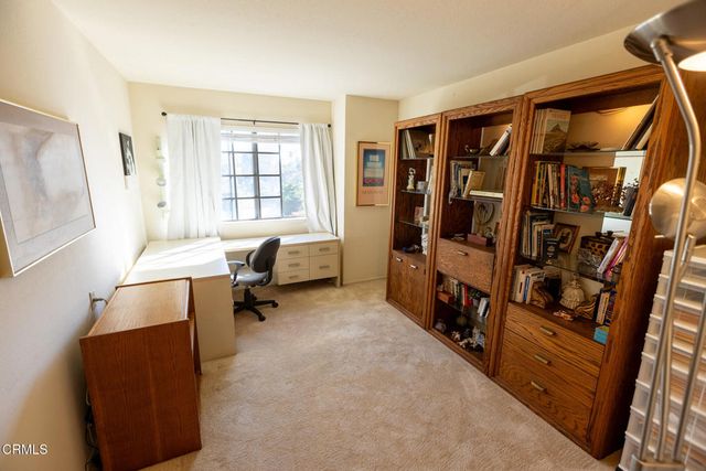 2596 Rikkard Drive, Thousand Oaks, CA 91362