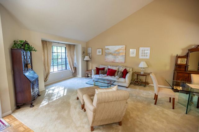 2596 Rikkard Drive, Thousand Oaks, CA 91362