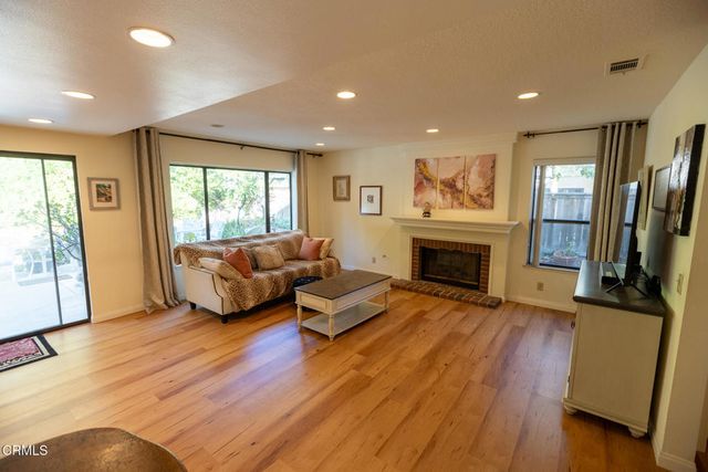 2596 Rikkard Drive, Thousand Oaks, CA 91362