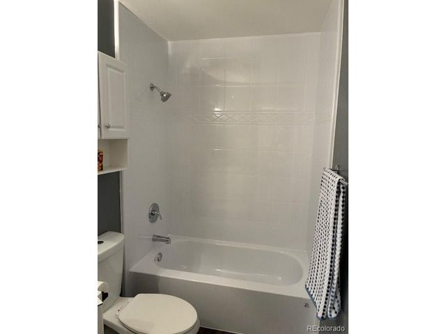 3355 S Flower St 60, Lakewood, CO 80227