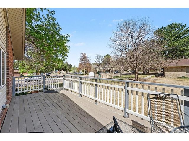 3355 S Flower St 60, Lakewood, CO 80227