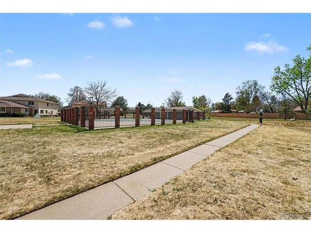 3355 S Flower St 60, Lakewood, CO 80227