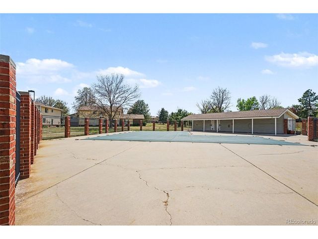 3355 S Flower St 60, Lakewood, CO 80227