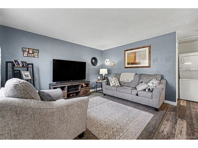 3355 S Flower St 60, Lakewood, CO 80227
