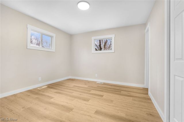 8304 Cedar Road, Chesterland, OH 44026