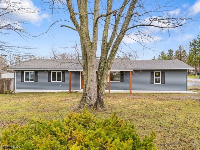 8304 Cedar Road, Chesterland, OH 44026