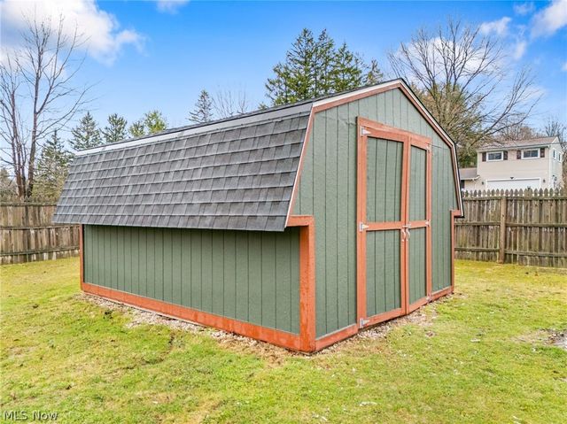 8304 Cedar Road, Chesterland, OH 44026