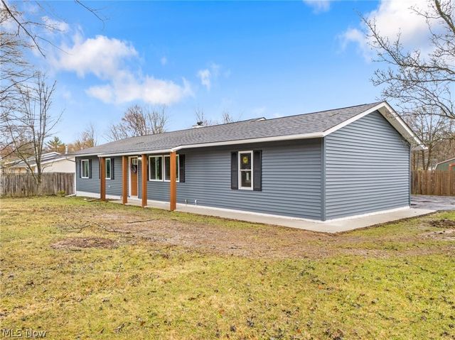 8304 Cedar Road, Chesterland, OH 44026