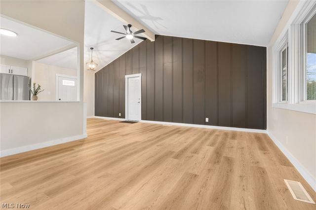 8304 Cedar Road, Chesterland, OH 44026