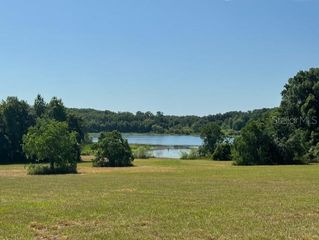 18012 MCCANN LANE, Dade City, FL 33523