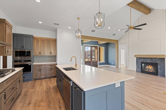 5601 Grey Hawk Lane, Longview, TX 75605