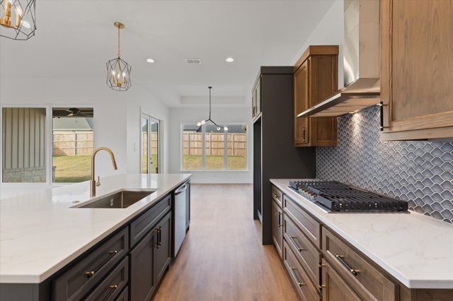 5601 Grey Hawk Lane, Longview, TX 75605