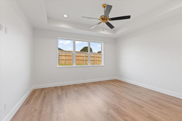 5601 Grey Hawk Lane, Longview, TX 75605