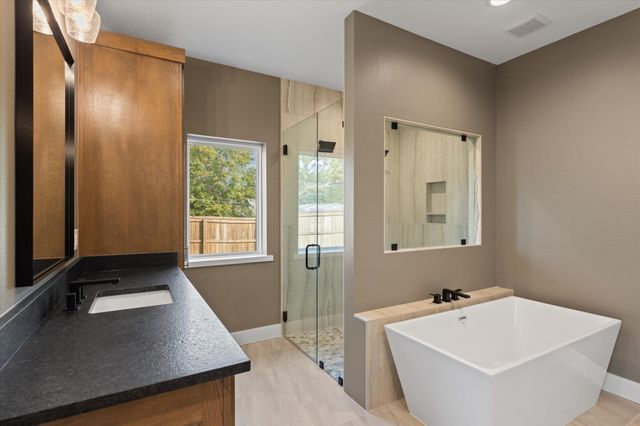 5601 Grey Hawk Lane, Longview, TX 75605