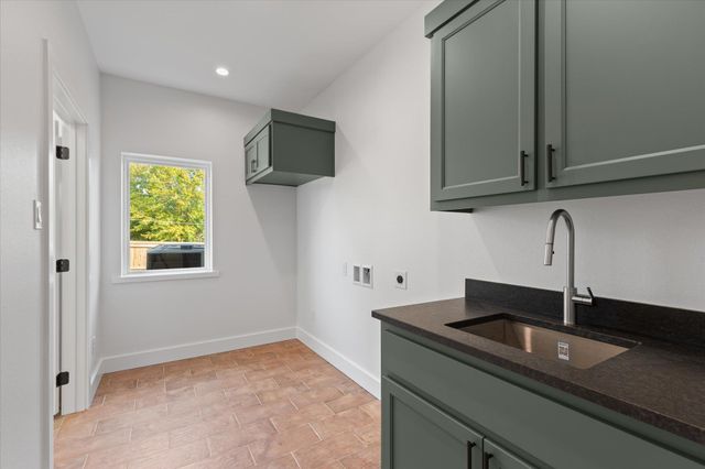 5601 Grey Hawk Lane, Longview, TX 75605