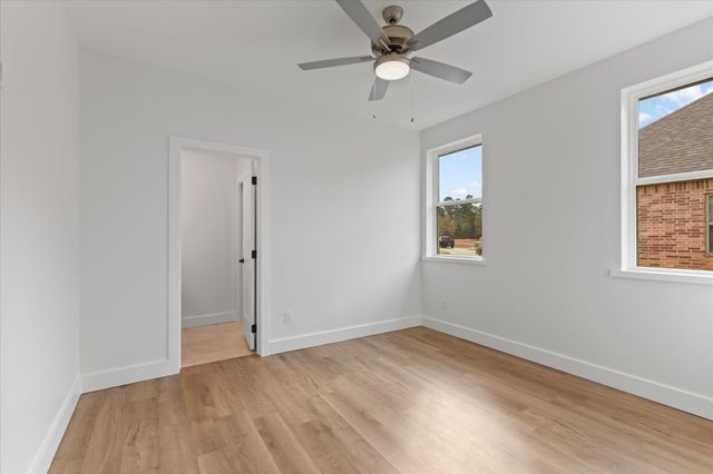 5601 Grey Hawk Lane, Longview, TX 75605