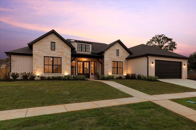 5601 Grey Hawk Lane, Longview, TX 75605