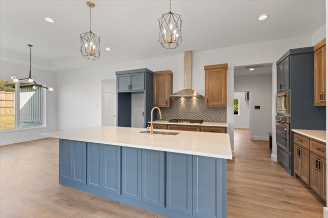 5601 Grey Hawk Lane, Longview, TX 75605