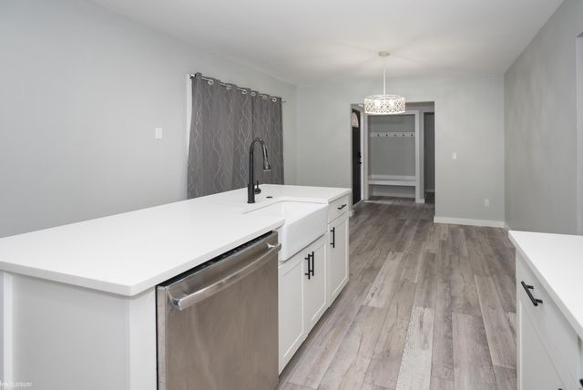 41058 W Rosewood Drive, Clinton Twp, MI 48038