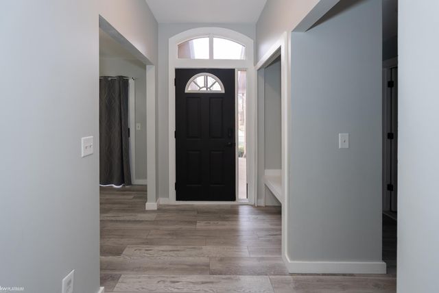 41058 W Rosewood Drive, Clinton Twp, MI 48038