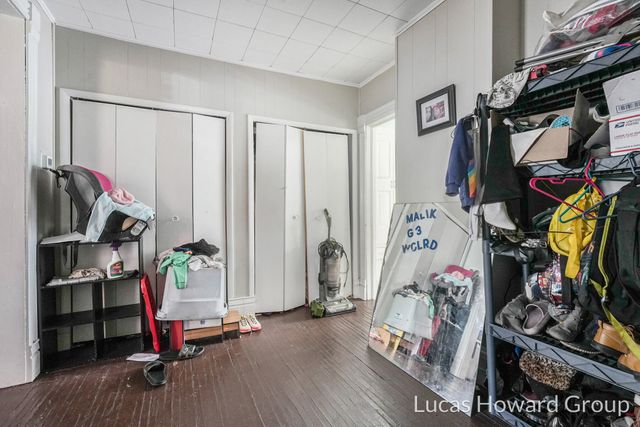 731 Village Street, Kalamazoo City, MI 49008