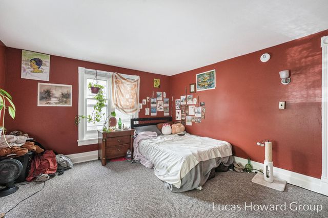 731 Village Street, Kalamazoo City, MI 49008