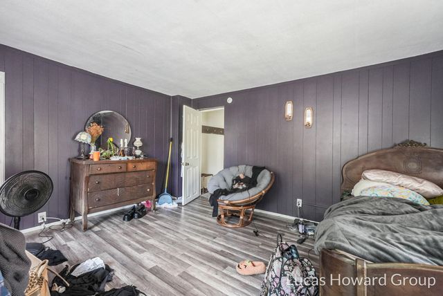 731 Village Street, Kalamazoo City, MI 49008