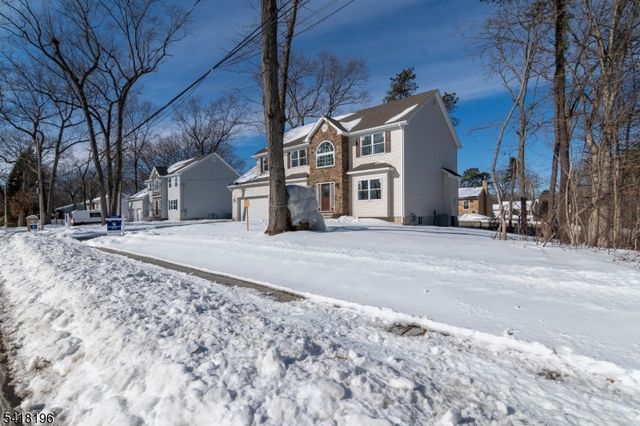 38 Avenue I, Monroe Twp., NJ 08831