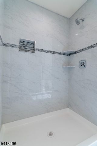 38 Avenue I, Monroe Twp., NJ 08831