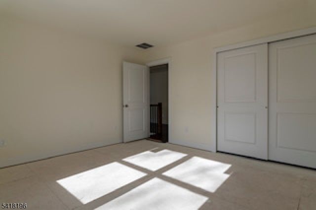 38 Avenue I, Monroe Twp., NJ 08831