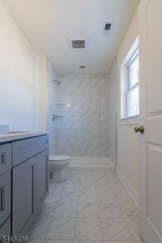 38 Avenue I, Monroe Twp., NJ 08831