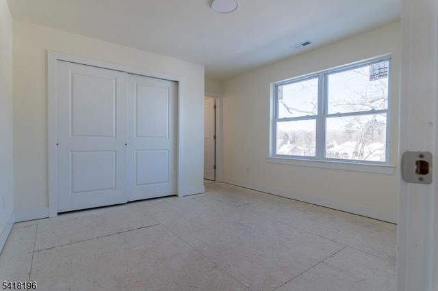 38 Avenue I, Monroe Twp., NJ 08831