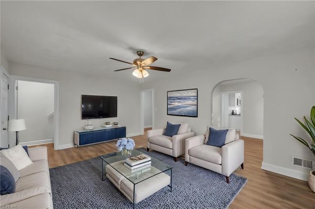 62 Bainbridge AVE, Portsmouth, VA 23702
