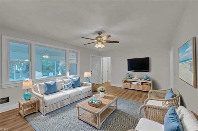 62 Bainbridge AVE, Portsmouth, VA 23702
