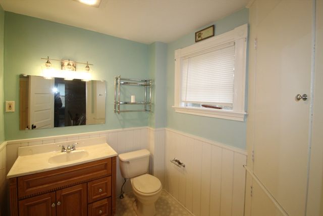 383 Washington St, Whitman, MA 02382