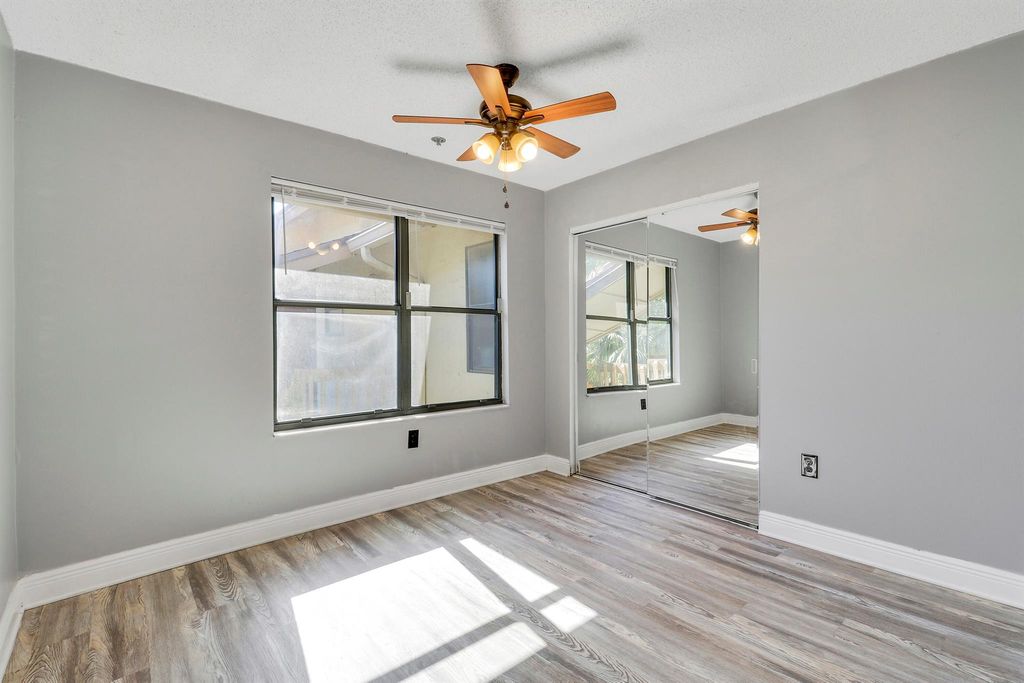 Image 23 of property listing at 13095 Belhaven Court 8, Wellington, FL 33414