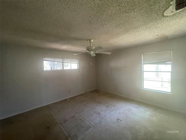 1100 Poe Street, Azle, TX 76020