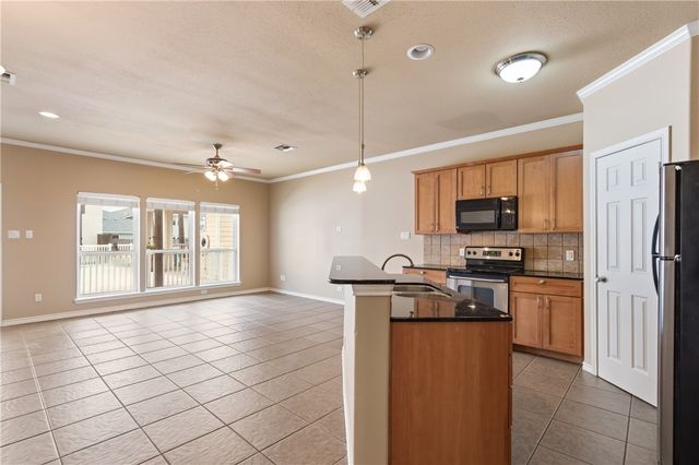 14878 Granada Dr 203, Corpus Christi, TX 78418