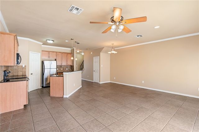 14878 Granada Dr 203, Corpus Christi, TX 78418