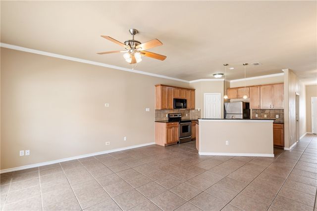 14878 Granada Dr 203, Corpus Christi, TX 78418