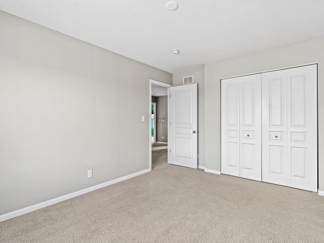 1140 Hyde Park, Crown Point, IN 46307