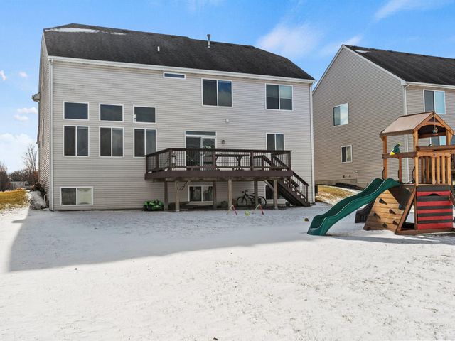 1140 Hyde Park, Crown Point, IN 46307