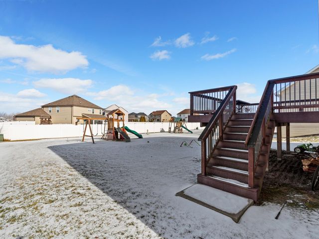 1140 Hyde Park, Crown Point, IN 46307