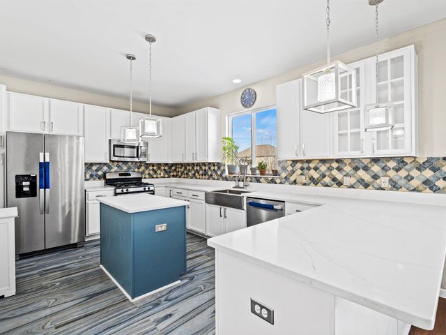 1140 Hyde Park, Crown Point, IN 46307