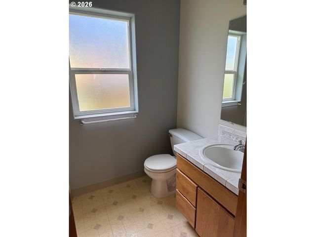 4040 Nw 18TH Cir, Camas, WA 98607
