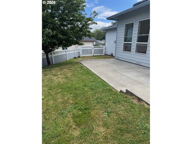 4040 Nw 18TH Cir, Camas, WA 98607