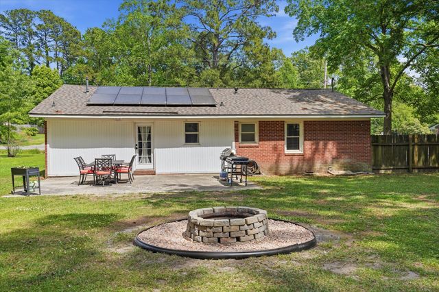 403 Forest Circle, Summerville, SC 29483