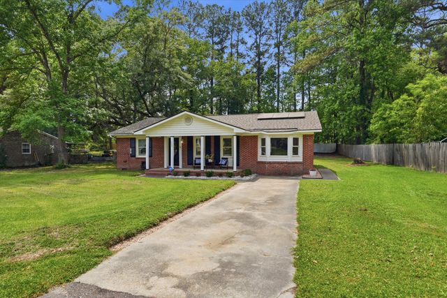 403 Forest Circle, Summerville, SC 29483