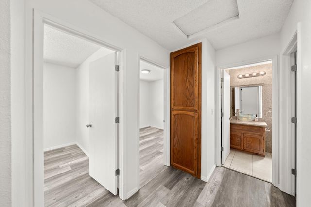 300 Withington Ave, Rio Linda, CA 95673