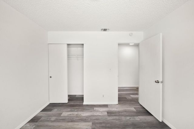 300 Withington Ave, Rio Linda, CA 95673